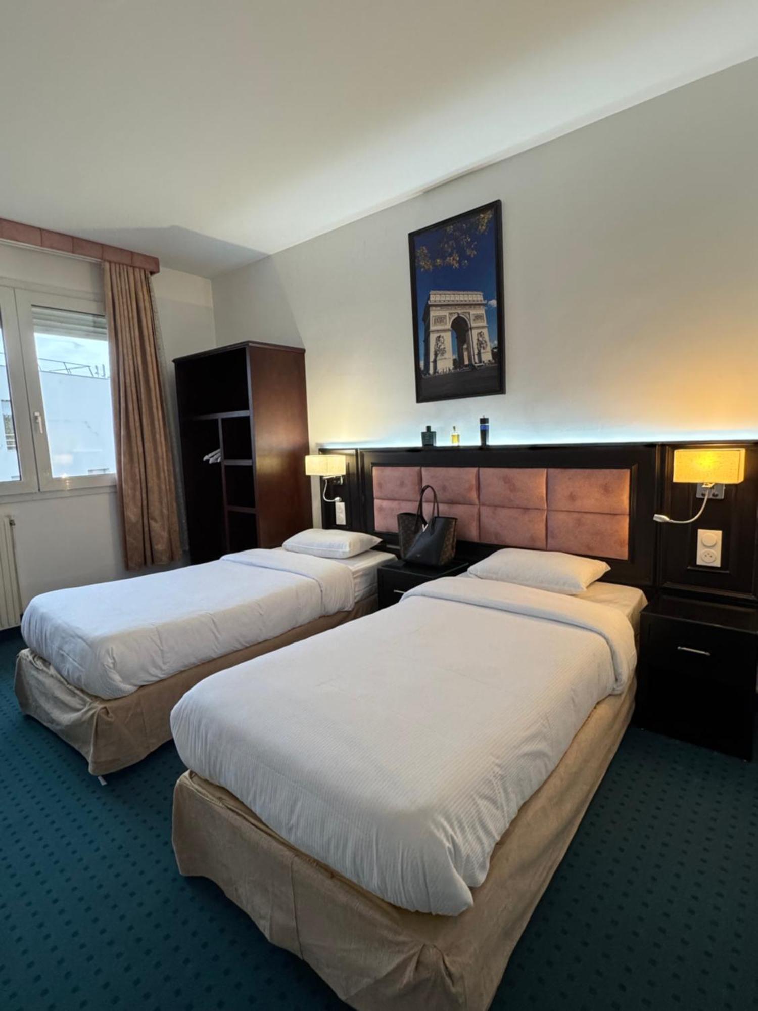 Hotel Grand Paris วีลุชวีฟ ภายนอก รูปภาพ